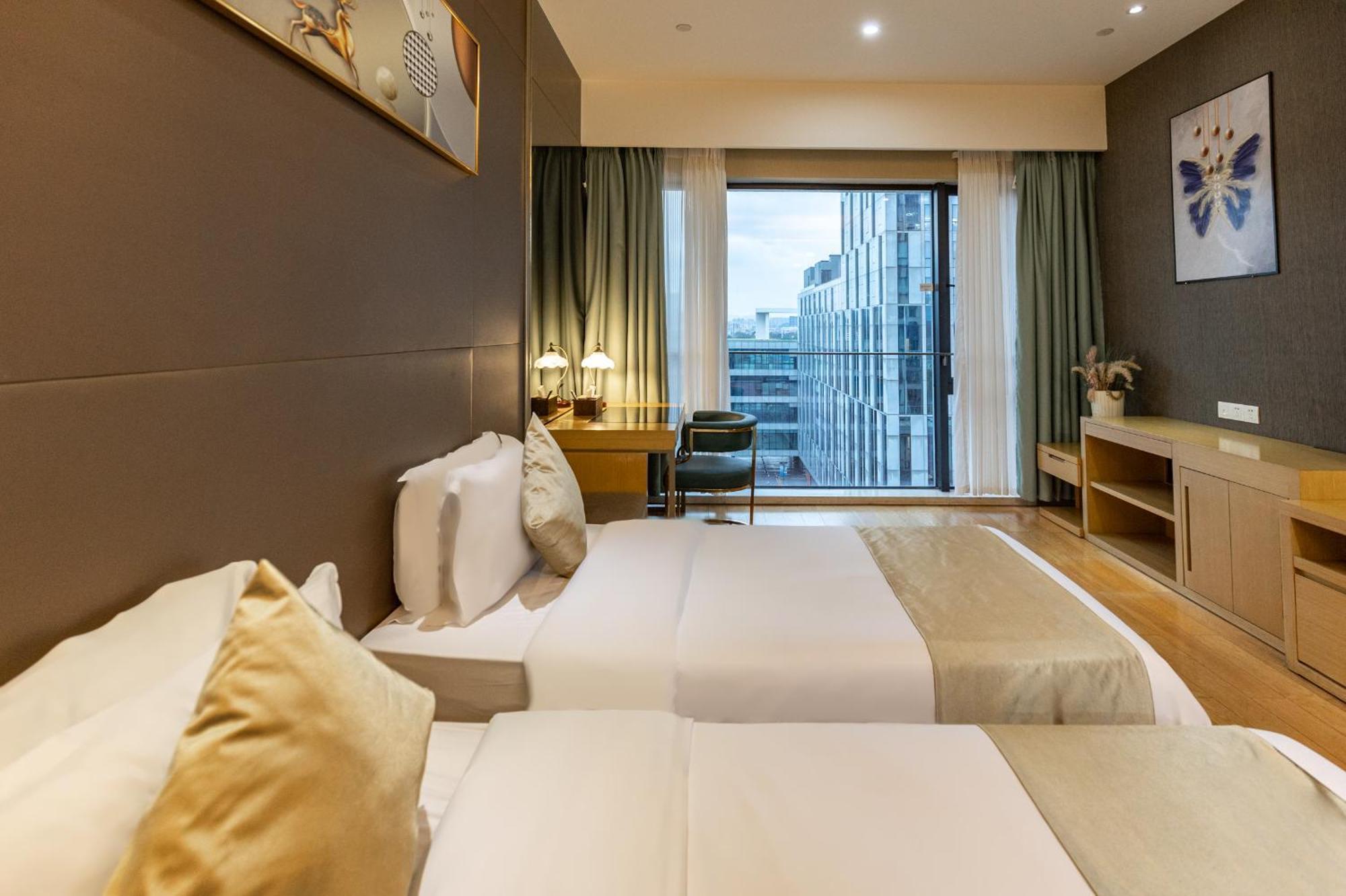 Guangzhou Xing Yi International Apartment - Poly World Branch Exterior photo