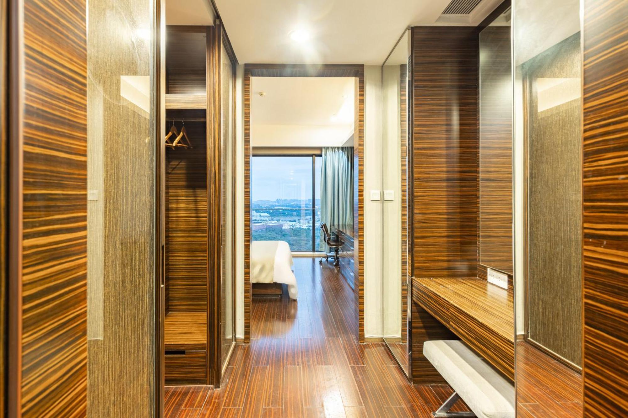 Guangzhou Xing Yi International Apartment - Poly World Branch Exterior photo